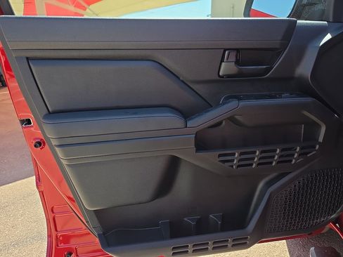 New 2026 Toyota Tacoma SR AWD/4WD image 17