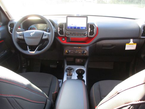 Used 2024 Ford Bronco Sport Free Wheeling w/ Convenience Package image 22