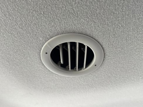 Used 2024 Ford Transit 350 XLT image 23