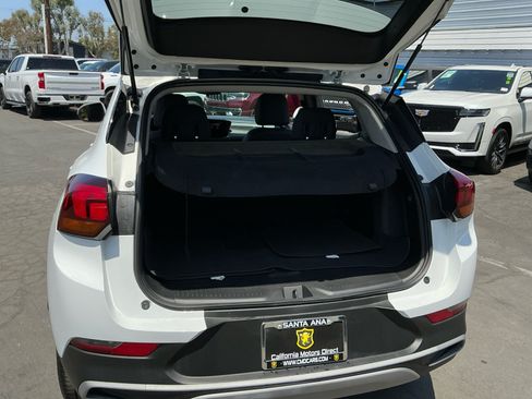 Used 2024 Buick Encore GX Preferred FWD image 25