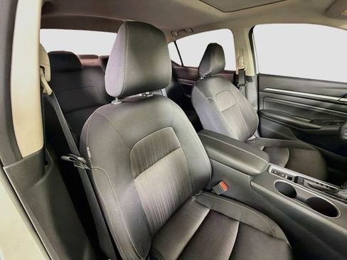 Used 2019 Nissan Altima 2.5 SV AWD/4WD image 28