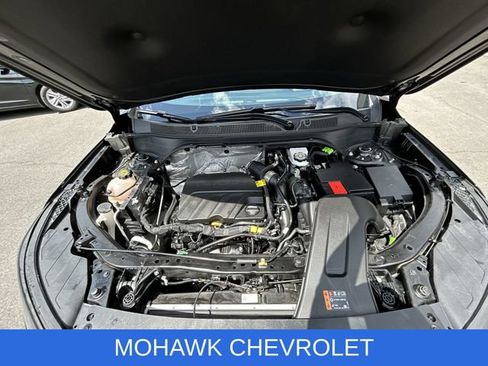 Used 2025 Chevrolet Trax RS w/ Sunroof Package FWD image 30