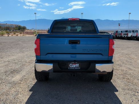 Used 2017 Toyota Tundra SR5 w/ TRD Off Road Package AWD/4WD image 5