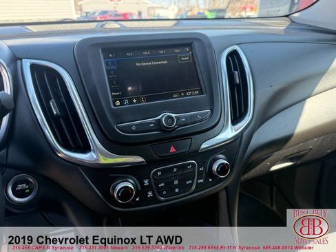 Used 2019 Chevrolet Equinox LT image 18