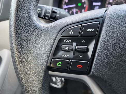 Used 2018 Hyundai Tucson SEL image 16