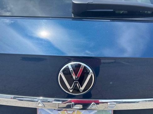 Used 2021 Volkswagen Atlas SEL R-Line AWD/4WD image 8