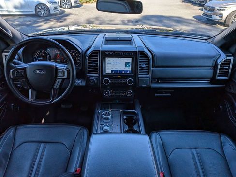 Used 2021 Ford Expedition Max Limited image 16