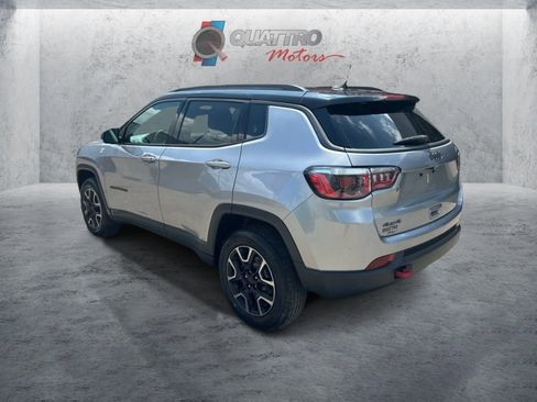 Used 2019 Jeep Compass Trailhawk AWD/4WD image 3