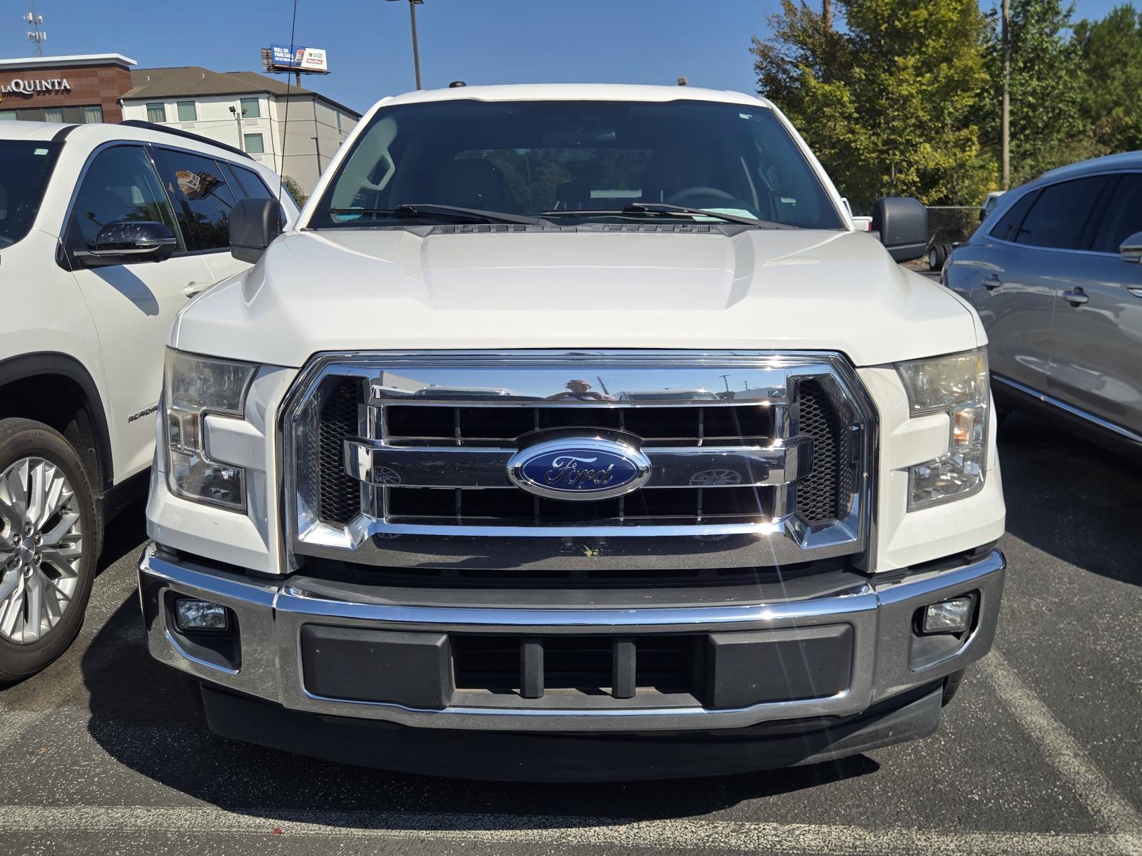 Used 2017 Ford F150 XLT RWD image 3