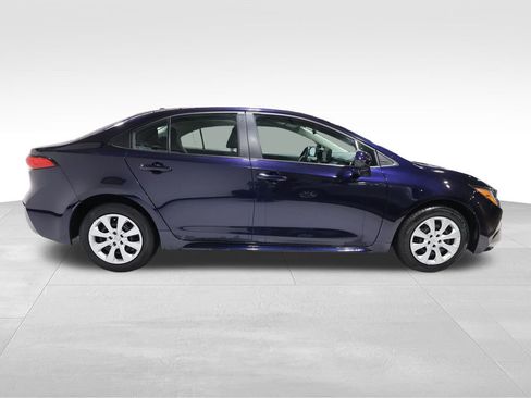 Used 2024 Toyota Corolla LE image 5