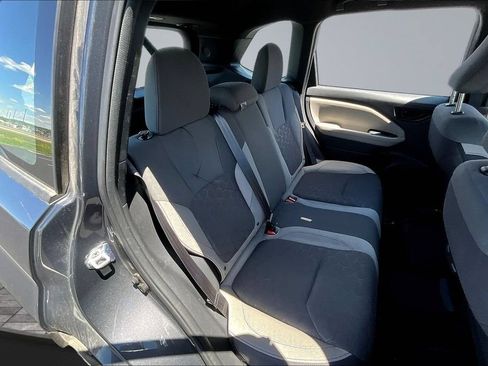 Used 2025 Subaru Forester AWD/4WD image 20