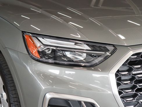 Used 2023 Audi Q5 2.0T Premium image 29