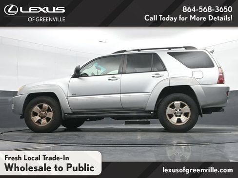 Used 2004 Toyota 4Runner SR5 RWD image 15