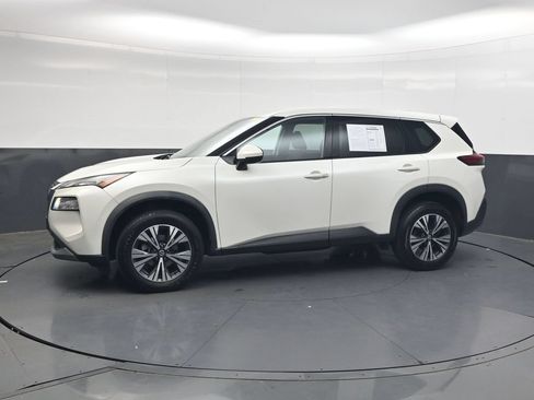 Used 2021 Nissan Rogue SV AWD/4WD image 11