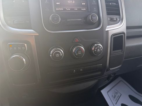 Used 2024 RAM 1500 Classic SLT image 21