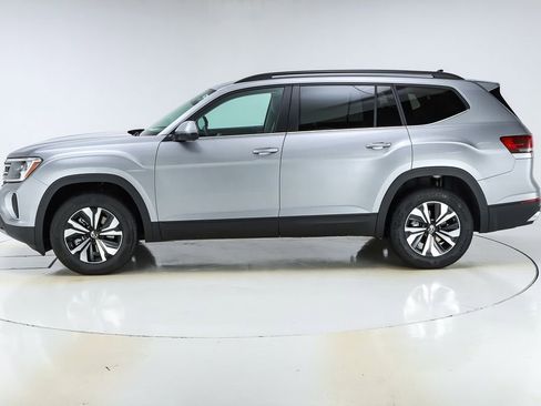 New 2026 Volkswagen Atlas SE image 2