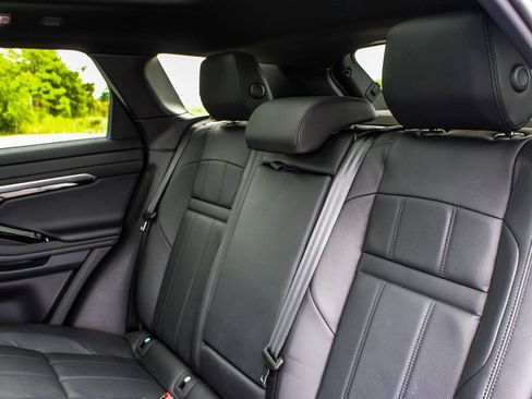Used 2023 Land Rover Range Rover Evoque S AWD/4WD image 34
