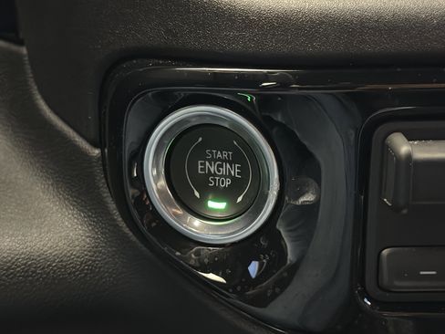 Used 2024 Chevrolet Silverado 1500 LTZ w/ Z71 Off-Road Package image 22