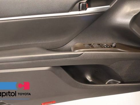 Certified 2023 Toyota Camry SE FWD image 10