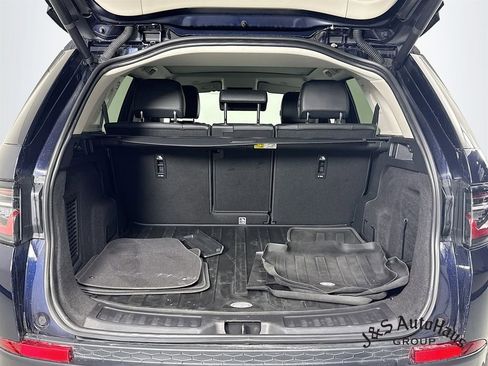 Used 2023 Land Rover Discovery Sport S image 31