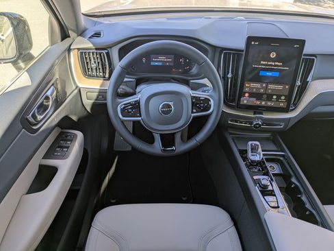 New 2026 Volvo XC60 B5 Core image 18