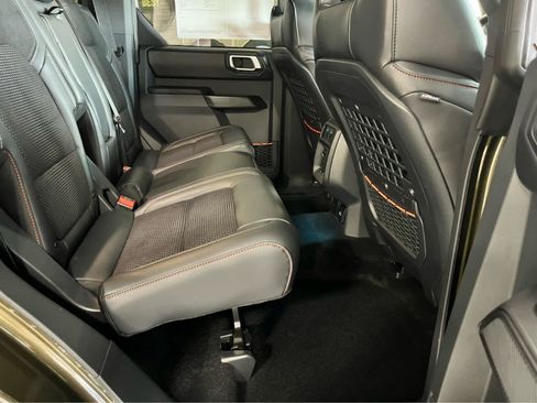 Used 2025 Ford Bronco Raptor AWD/4WD image 47