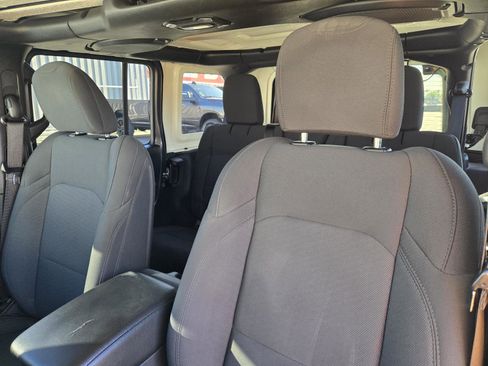 Certified 2021 Jeep Wrangler Unlimited Sport image 24