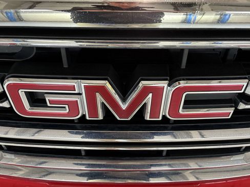 Used 2018 GMC Sierra 1500 SLT image 30