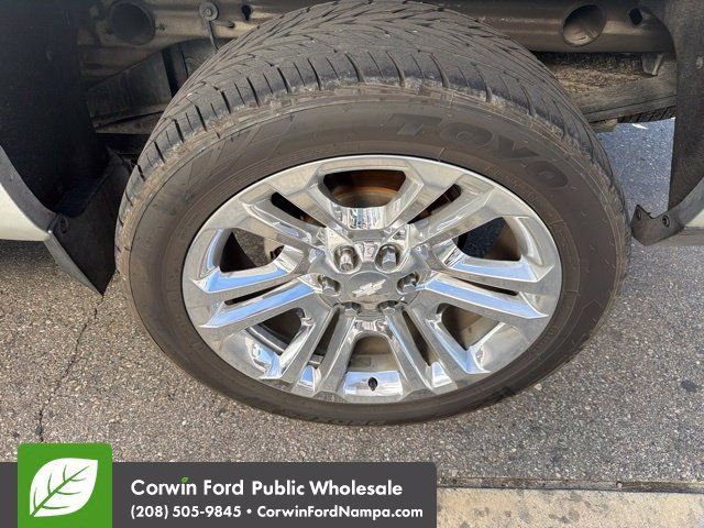 Used 2016 Chevrolet Silverado 1500 LTZ w/ LTZ Plus Package RWD image 8