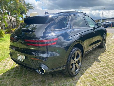 Certified 2023 Genesis GV70 3.5T Sport w/ Sport Prestige Package AWD/4WD image 7