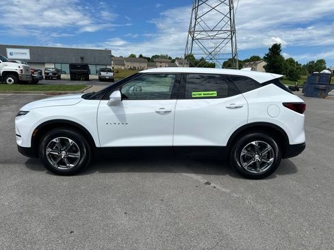 Used 2025 Chevrolet Blazer LT AWD/4WD image 4