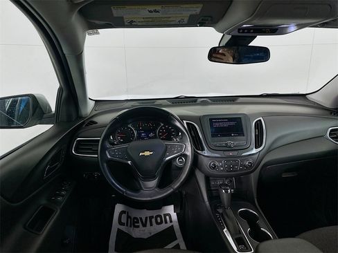 Used 2021 Chevrolet Equinox LT image 23