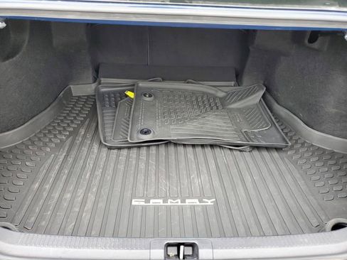 Used 2024 Toyota Camry SE w/ Convenience Package image 26