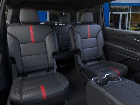 New 2026 Chevrolet Traverse RS w/ LPO, Floor Liner Package image 35