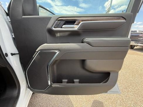 New 2026 GMC Sierra 1500 SLE image 28