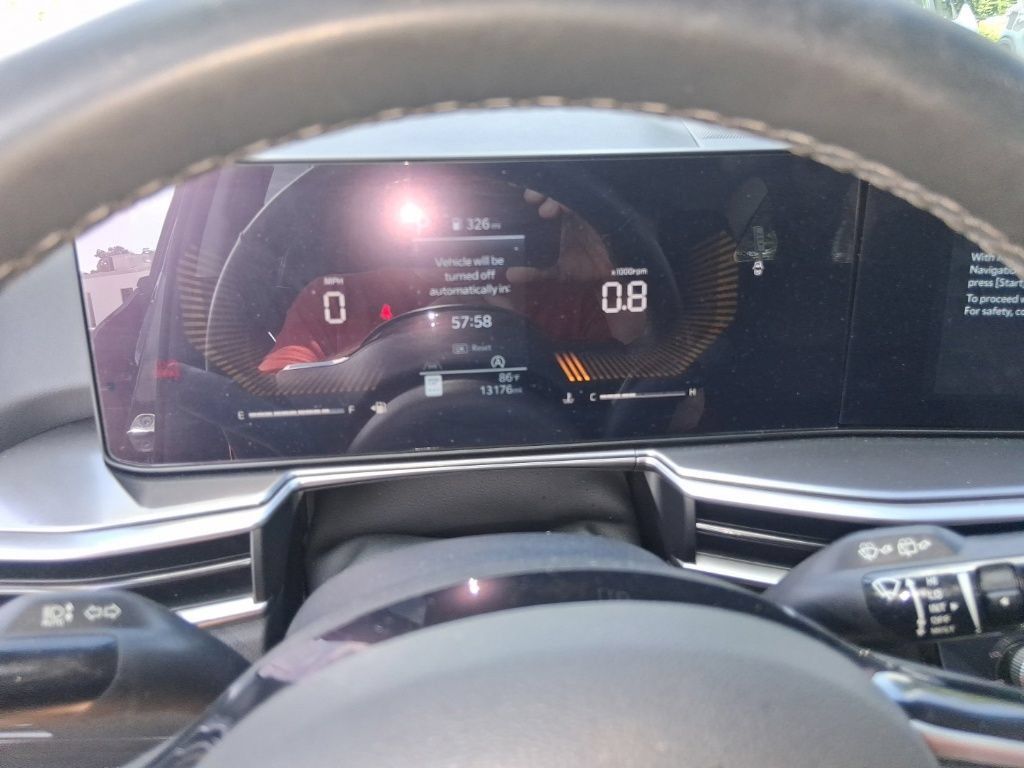 Certified 2025 Kia Sorento S FWD image 12