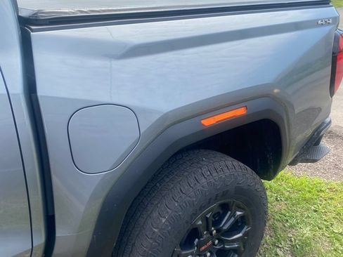 Used 2025 GMC Canyon Elevation w/ Convenience Package AWD/4WD image 3
