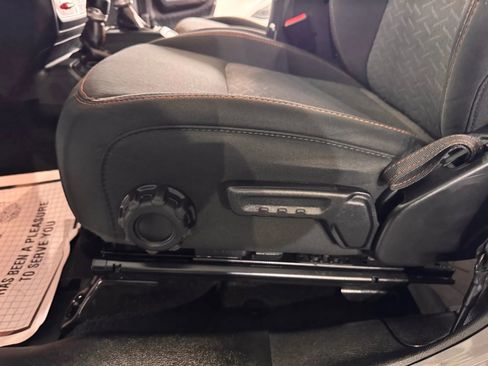 Used 2021 Jeep Gladiator Mojave w/ Cold Weather Group image 12