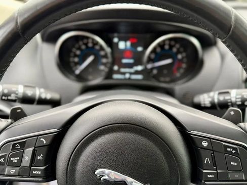Used 2020 Jaguar F-PACE Premium AWD/4WD image 22