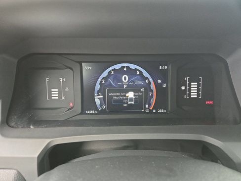 Certified 2025 Toyota Tacoma SR5 AWD/4WD image 14