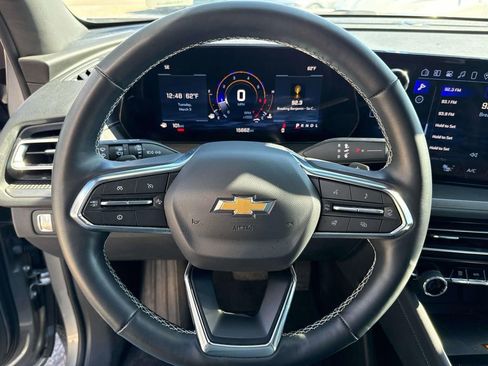 Certified 2025 Chevrolet Traverse LT image 20