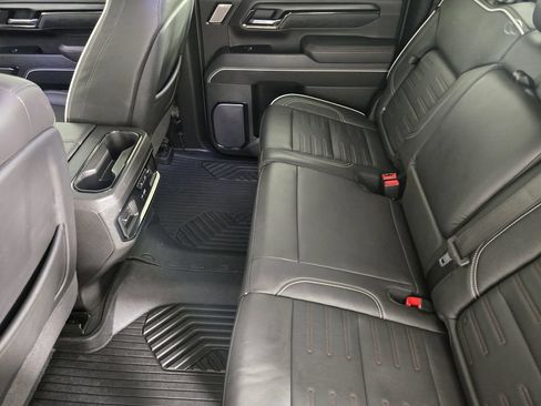 Used 2024 GMC Sierra 2500 AT4X w/ AT4X AEV Edition AWD/4WD image 33
