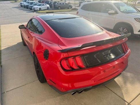 Used 2018 Ford Mustang GT w/ Black Accent Pkg RWD image 15