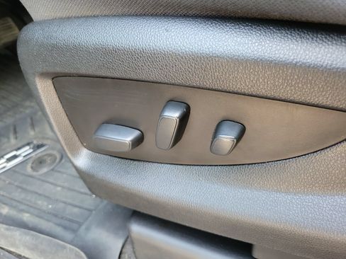 Used 2019 Chevrolet Tahoe LS RWD image 10