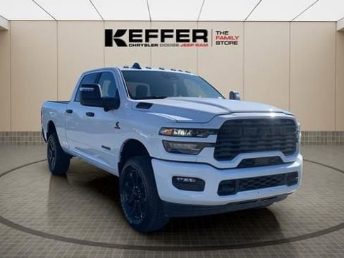 New 2026 RAM 2500 Big Horn AWD/4WD image 8