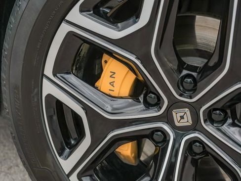 Used 2023 Rivian R1T Adventure image 73