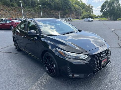 New 2025 Nissan Sentra SR w/ Midnight Edition image 1