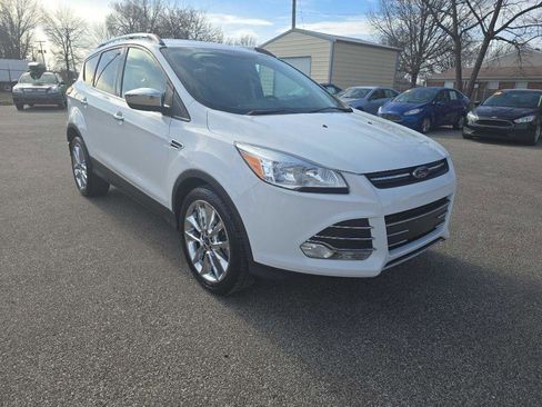 Used 2014 Ford Escape SE w/ SE Chrome Package AWD/4WD image 3