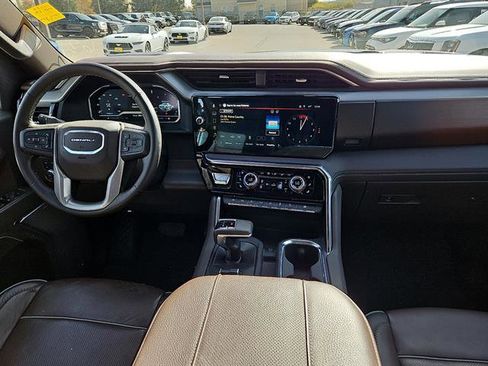 Used 2024 GMC Sierra 1500 Denali w/ Denali Reserve Package image 11