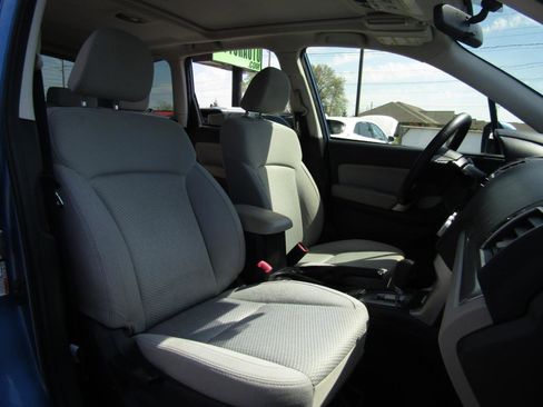 Used 2018 Subaru Forester 2.5i Premium AWD/4WD image 24